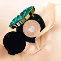 Тональный кушон Drawshe Emerald Crystal Glow увлажняющий, трехцветный, с заменяемым блоком, 24 грамма