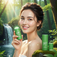 Маска-стик Green Mask Stick для лица от черных точек и акне зеленого цвета