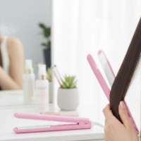 Мини утюжок для выпрямления волос Gemei GM-2990 Компактные Щипцы для волос