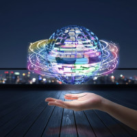 Летюча куля з LED-підсвіткою і функцією спінера-бумеранга для дітей і дорослих